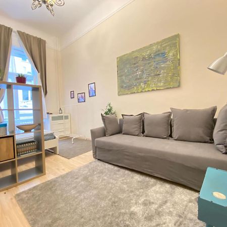 Wesseleny Apartment Near Synagogue With Ac After Renovation Budapest Esterno foto