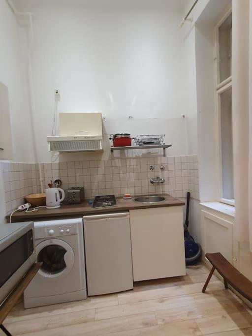 Wesseleny Apartment Near Synagogue With Ac After Renovation Budapest Esterno foto
